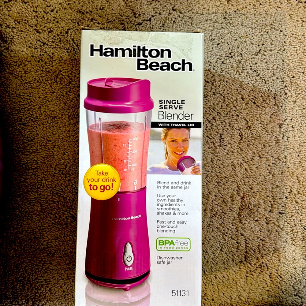 Hamilton Beach single serve Blender with travel lid